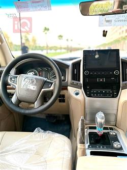 تويوتا لاندكروزر